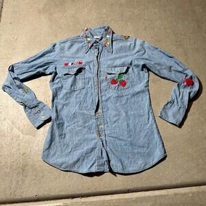 Vintage Levis Shirt Womens Blue Small Chambray Embroidered USA Orange Tab 70s